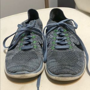 Light blue Nike free 4.0